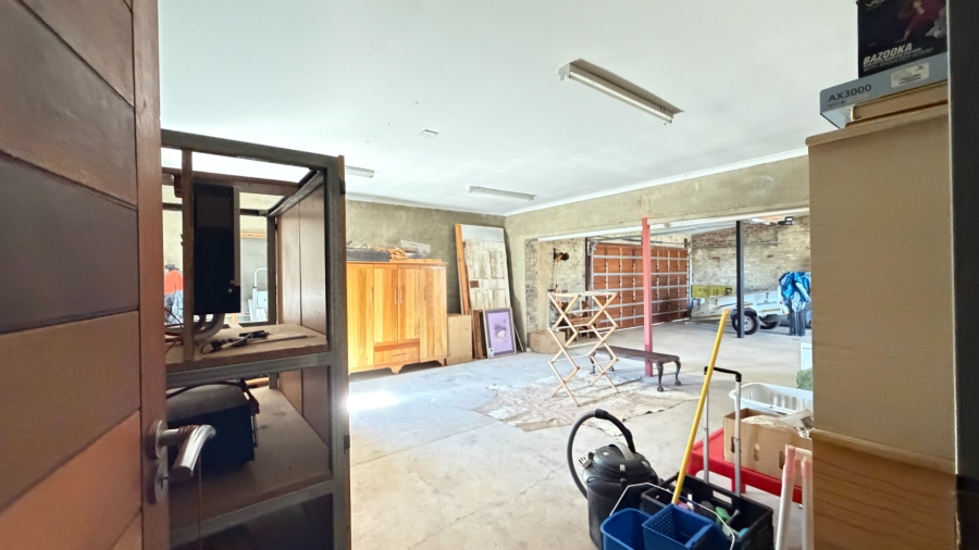 4 Bedroom Property for Sale in Viljoenskroon Rural Free State